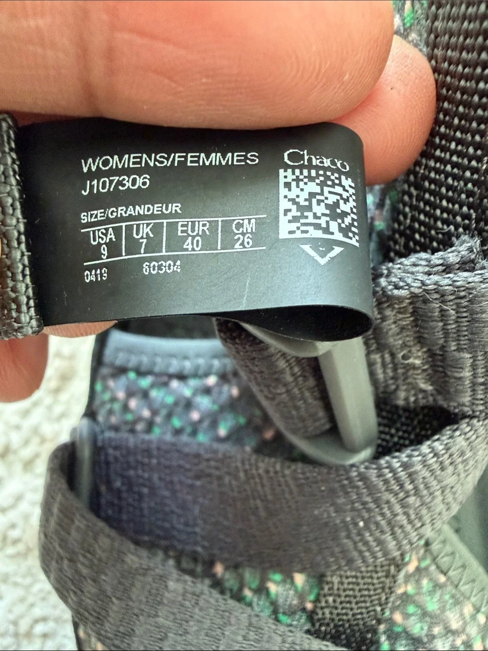 Chaco Women’s Gray Knit Sport Sandals with Pink Accent